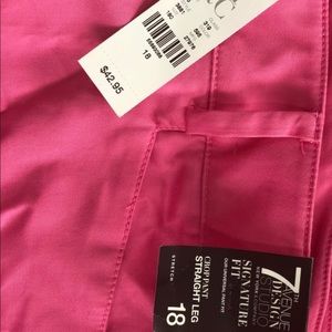 Size 18 NY&Co stretch Capri Pants